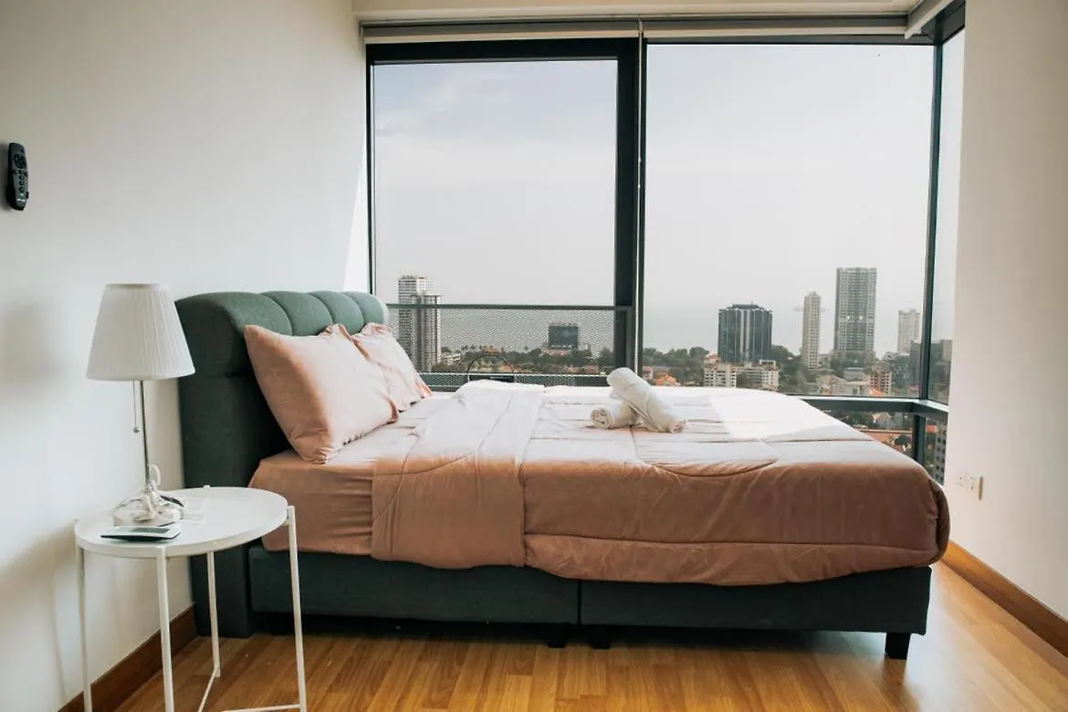 Apartment The Pine, 3Br Seaview By Wstay @ Tropicana 218 Macalister George Town